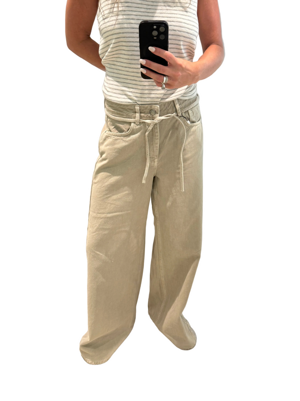 karo wide jeans