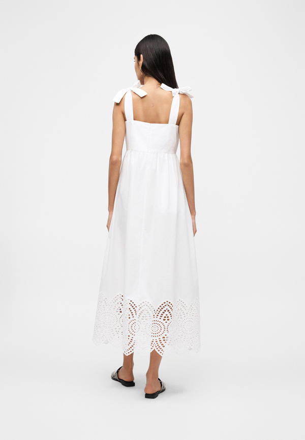 lang poplin kjole med blondekant