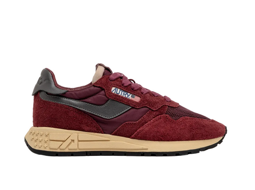 sneakers low