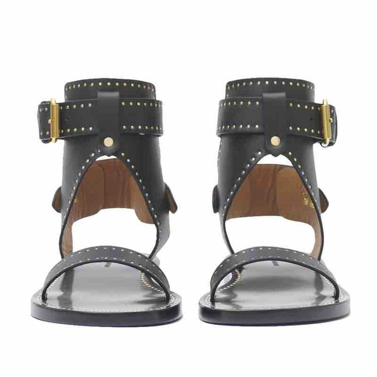 Marant Janders studded leather sandals. og elegant læder sandal med nitter og ankelrem